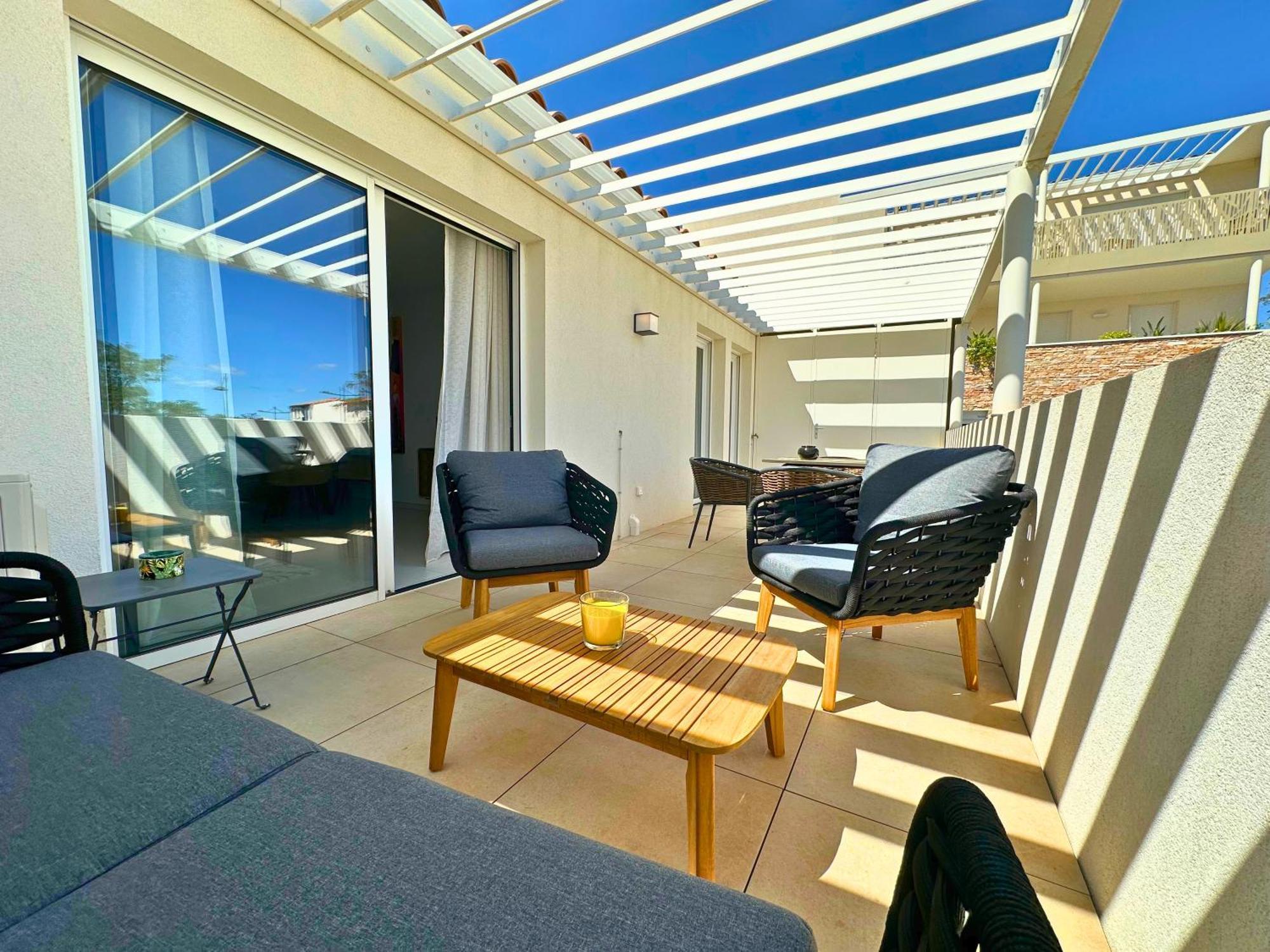 Le Square D'evan - De Standing - Grande Terrasse Exterieure - Climatisation *